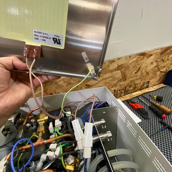 Ascaso_Steel_Uno_panel_removal_05
