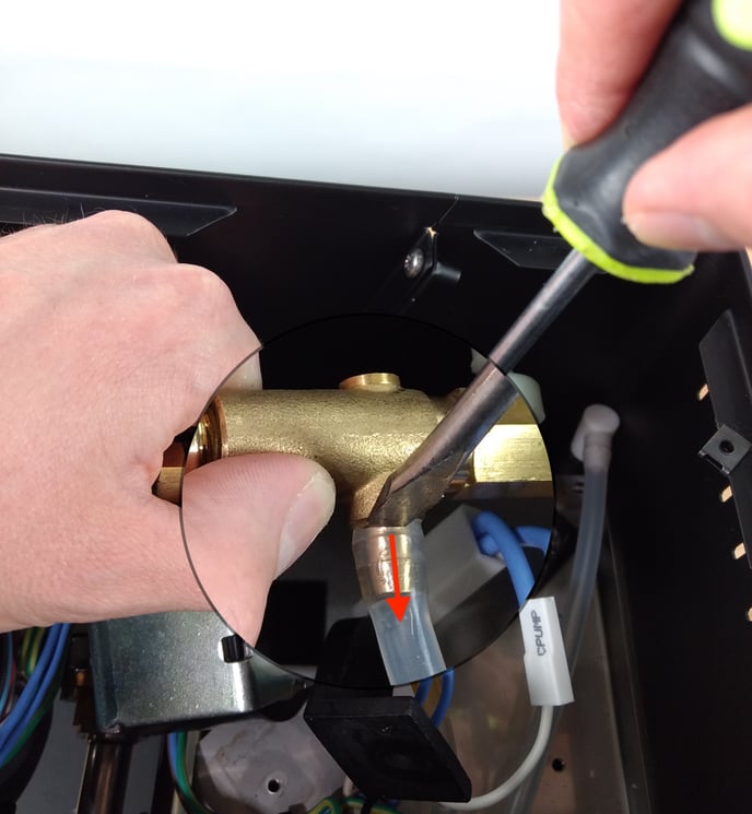 tempo_pump_priming_valve_tubing_01