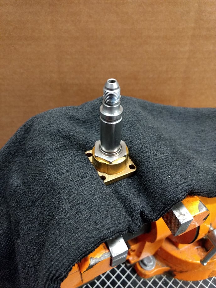 tempo_solenoid_base_clamp_01