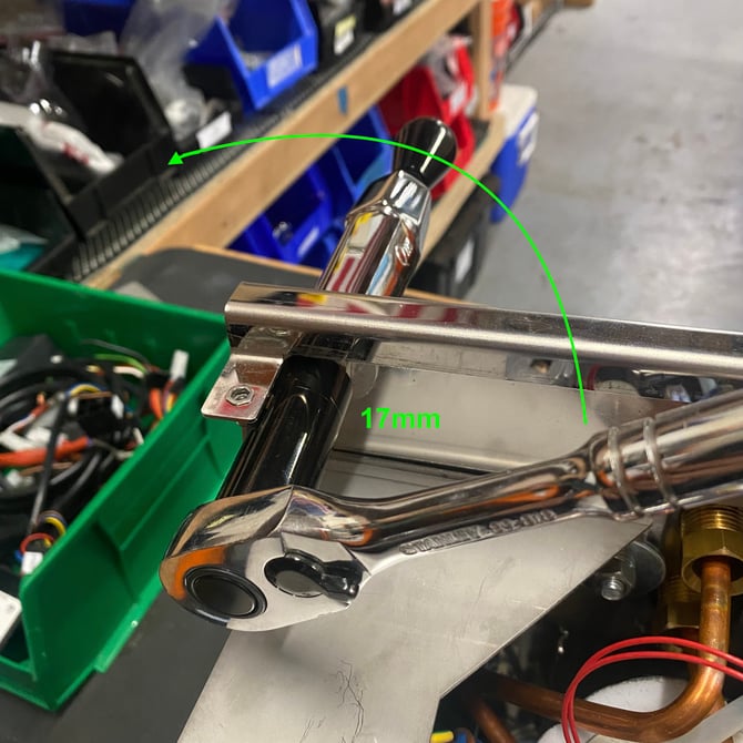Lucca_M58_steam_hot_water_arm_inspection_03