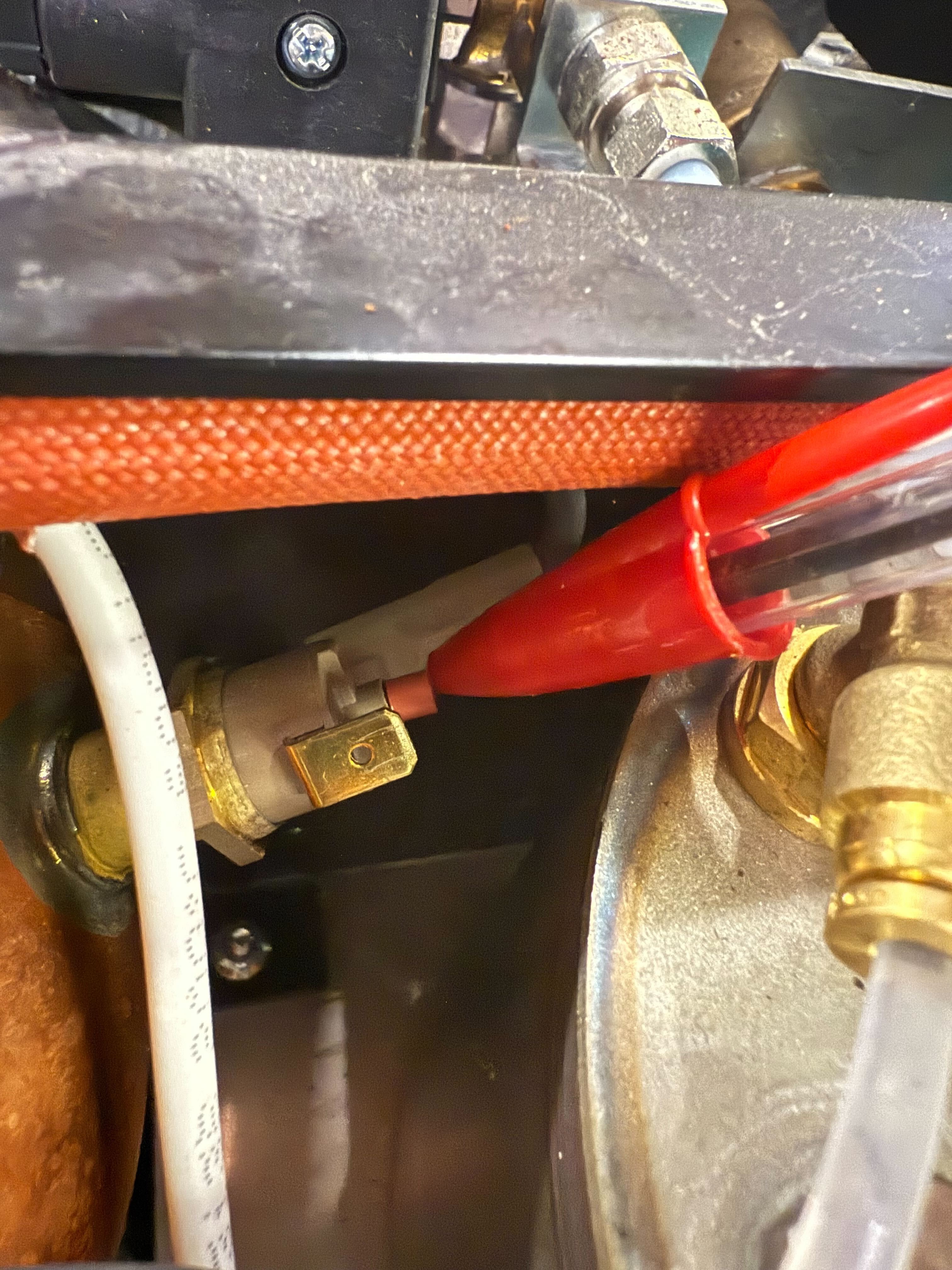 LUCCA A53: Resetting the Brew Boiler Safety Switch