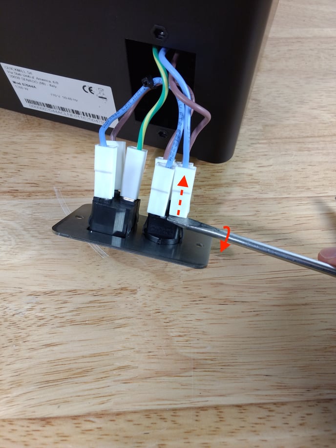 tempo_switch_flatblade_pry_02