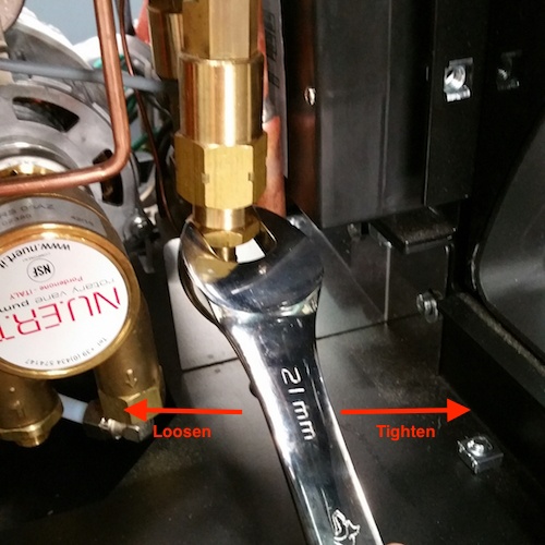 LUCCA A53 / Vivaldi: Expansion Valve Adjustment and Replacement